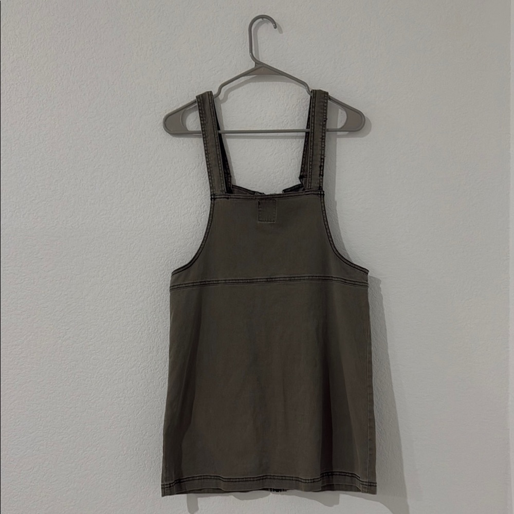 SO Green Sleeveless Square Neck Midi Dress - Picture 3 of 9